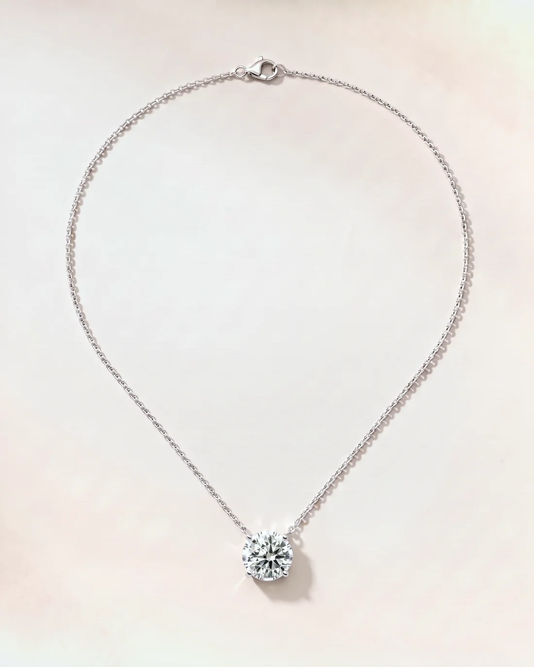 ORTIGAS Round Pendant necklace, front view