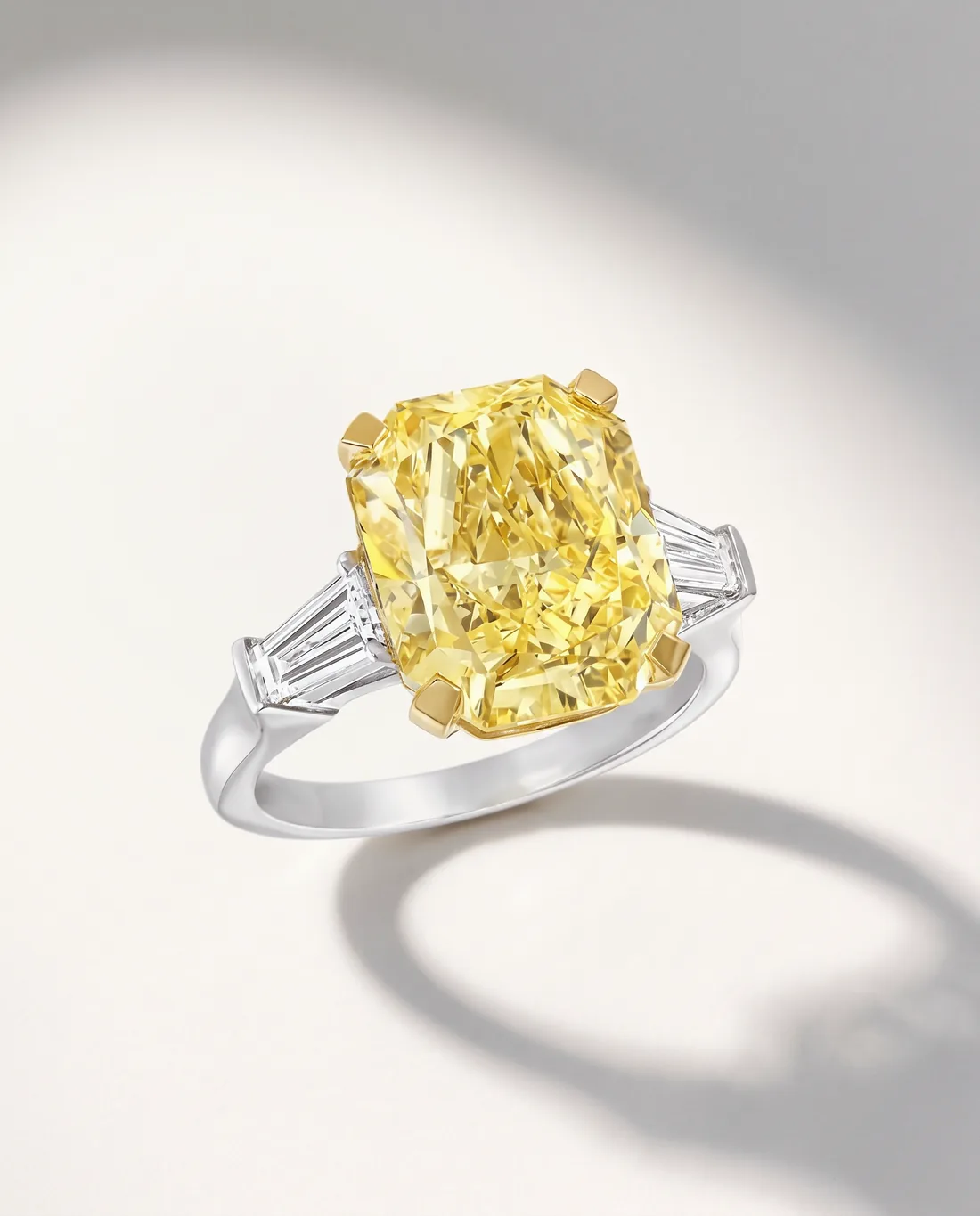 ORTIGAS Yellow Cushion ring, front view